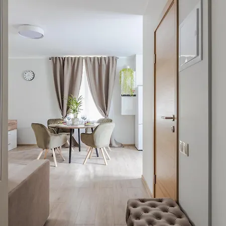 Quiet Garden Apartment Riga Exterior photo