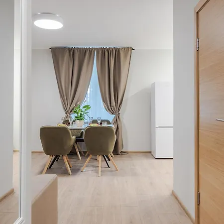 Quiet Garden Apartment Riga Exterior photo
